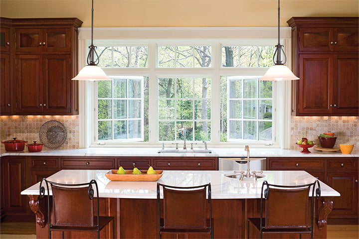 Operable bay windows in a kitchen