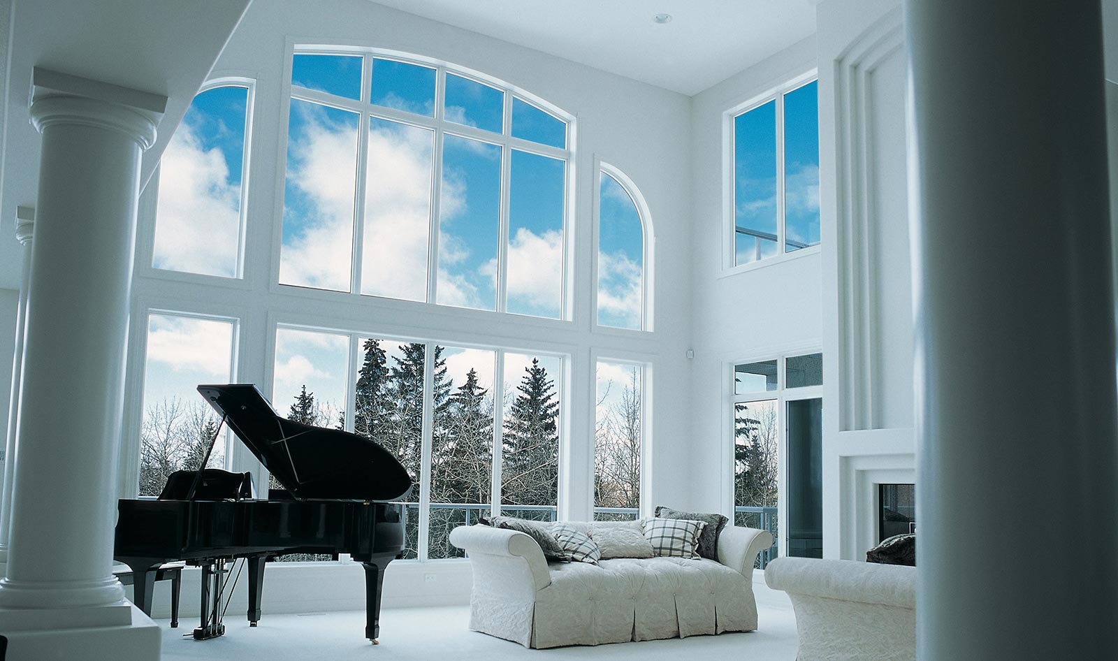 Grand and luxurious casement windows in a collection from Turkstra Lumber