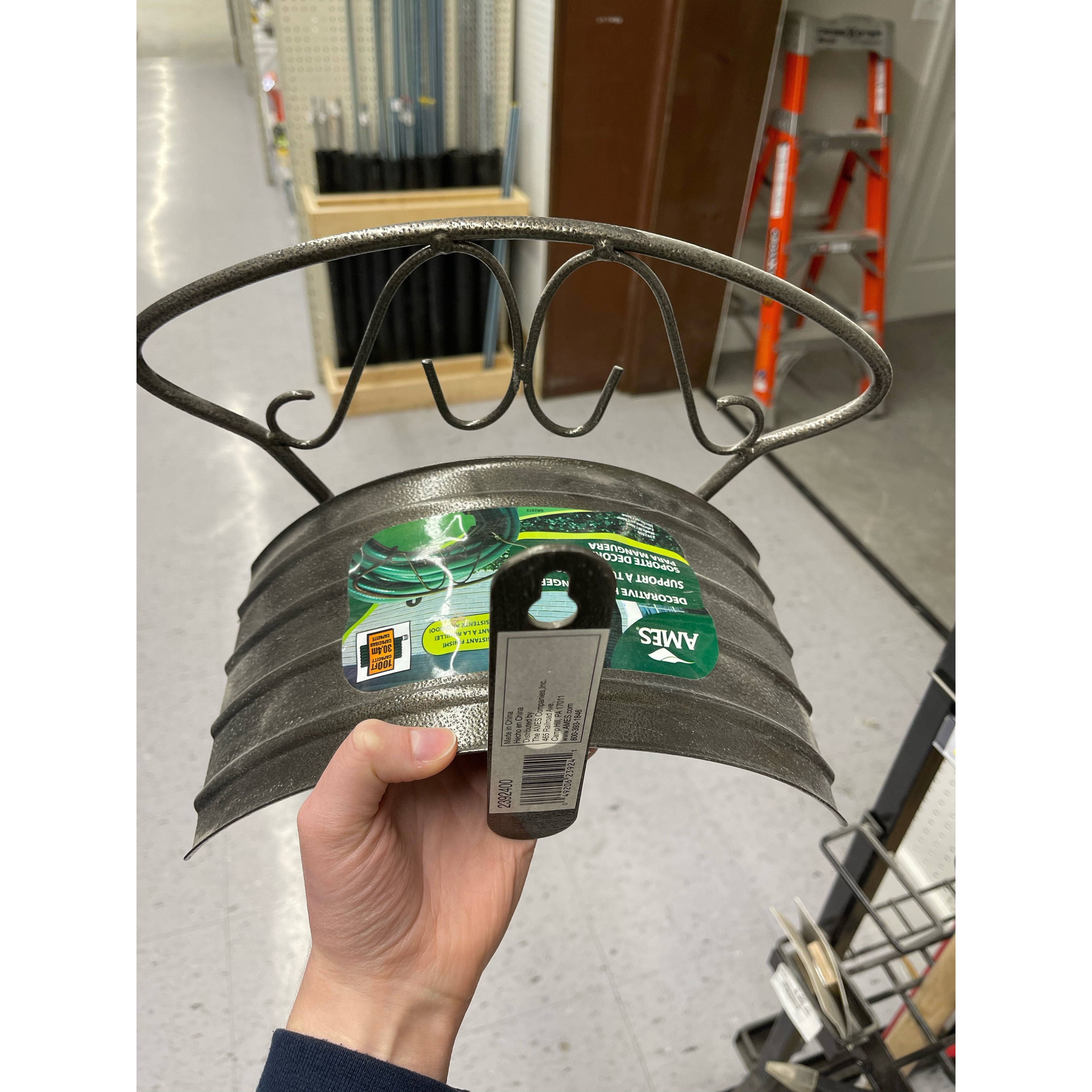 Decorative Metal Hose Hanger