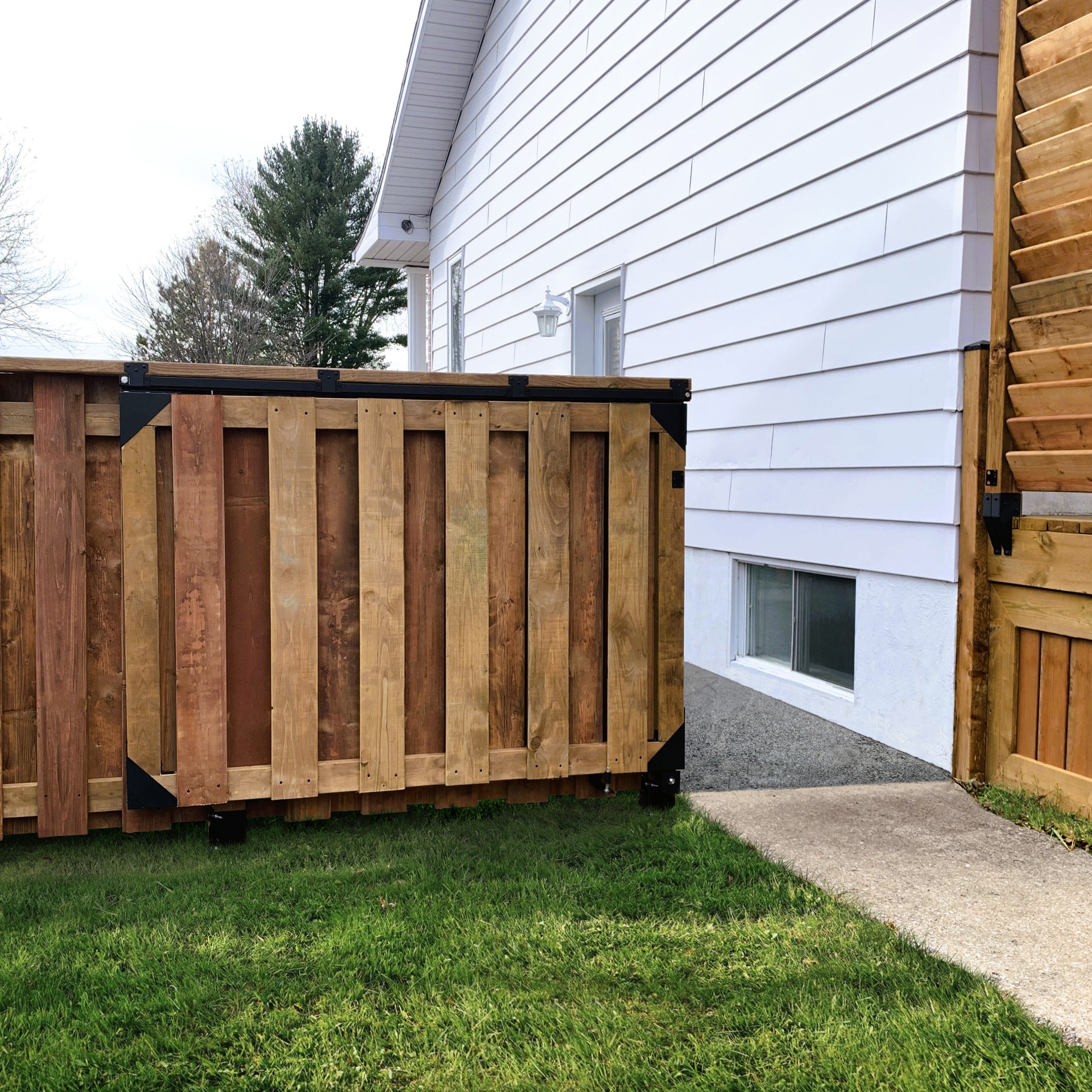 Pylex Heavy Duty Slide Fence Gate System