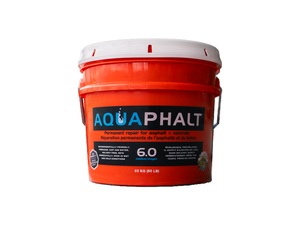 A 22.7 kg (50 lb) orange bucket of Stubbe’s Aquaphalt 6.0 Permanent Asphalt & Concrete Repair, a water-activated material designed for durable and fast repairs to asphalt and concrete surfaces. The label provides product information and instructions in both English and French, making it an excellent choice for efficient, lasting pothole repairs.