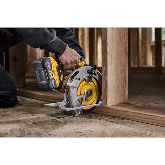 DEWALT 20V 7 1/4" Circular Saw (Tool Only) DEWALT Circular Saws